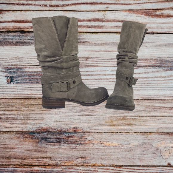 Clarks Shoes - Clarks Mallorca villa suede boots